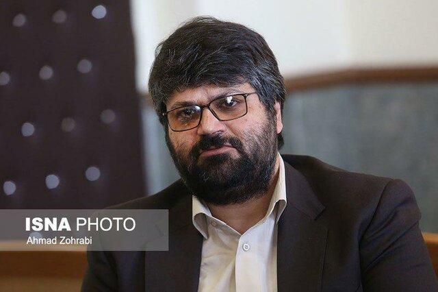 اسامی بیگانه روی واحدهای تجاری قم به فارسی برگردانده می اسامی بیگانه روی واحدهای تجاری قم به فارسی برگردانده می شود