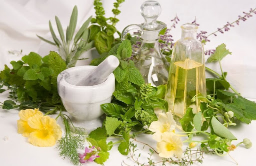 عرقیات گیاهی را چه زمانی مصرف کنیم؟ عرقیات گیاهی را چه زمانی مصرف کنیم؟