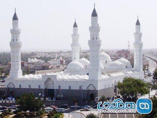 مسجد قبا یکی از مساجد دیدنی مدینه به شمار می رود مسجد قبا یکی از مساجد دیدنی مدینه به شمار می رود