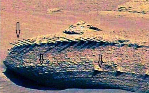 پیدا شدن رد یک فضاپیمای بیگانه در مریخ، عکس